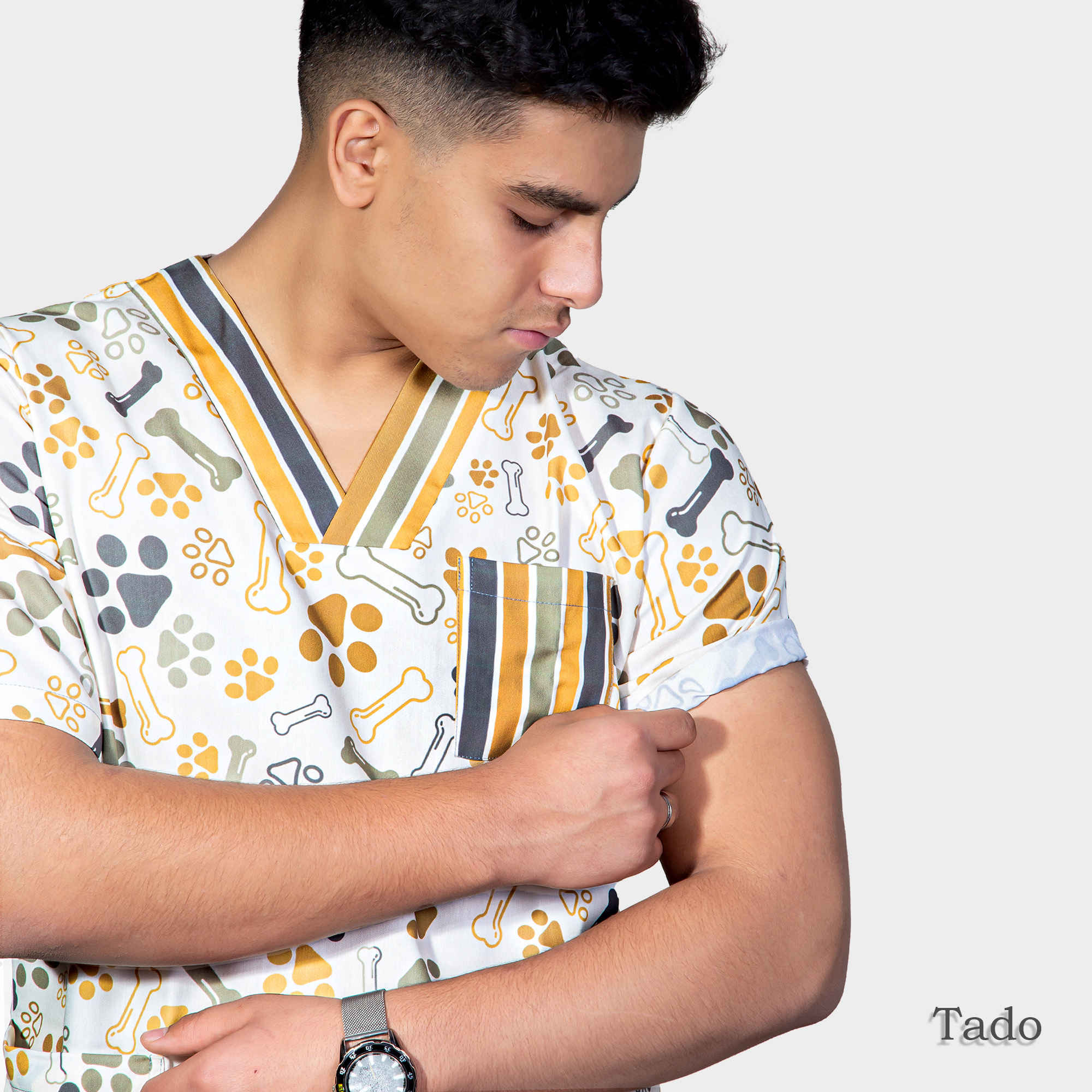 Price and Buy Men’s Veterinary Scrub Top – Durable & Functional - Image 4