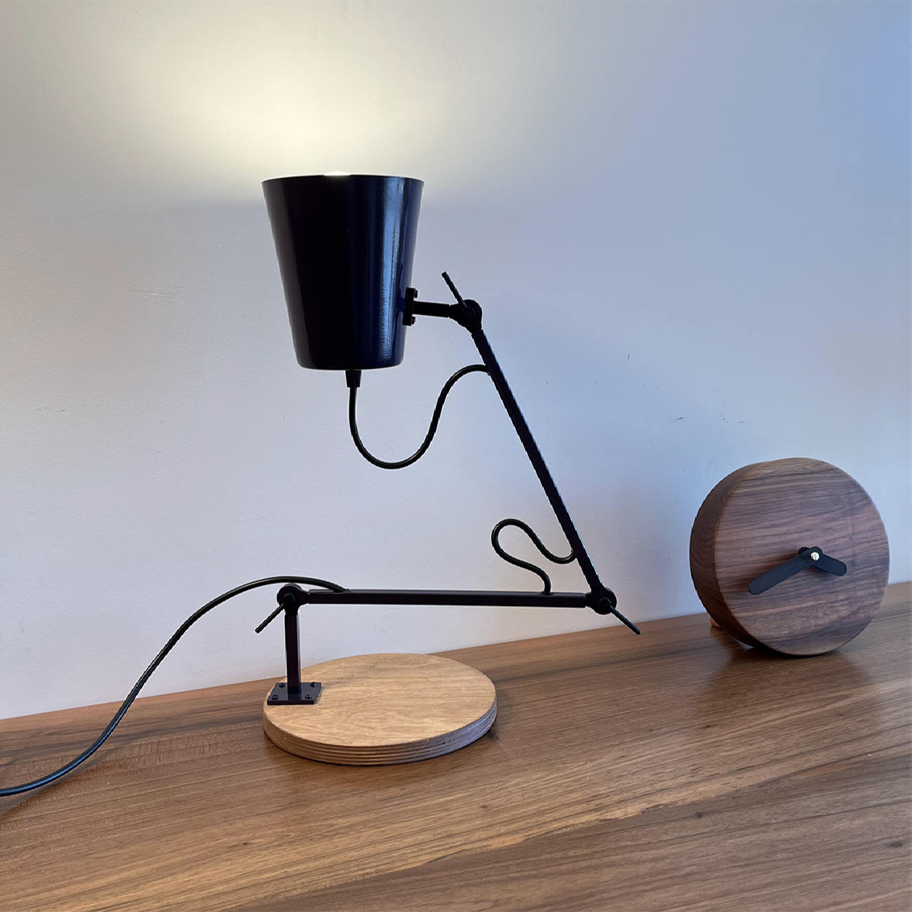 Price and Buy Metal Adjustable Desk Lamp Handcrafted Suitable for Reading - Image 6