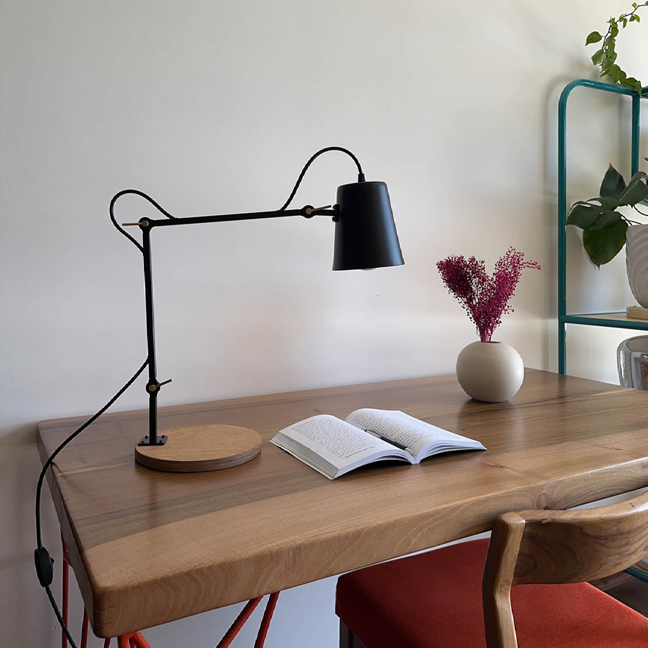 Price and Buy Metal Adjustable Desk Lamp Handcrafted Suitable for Reading - Image 8