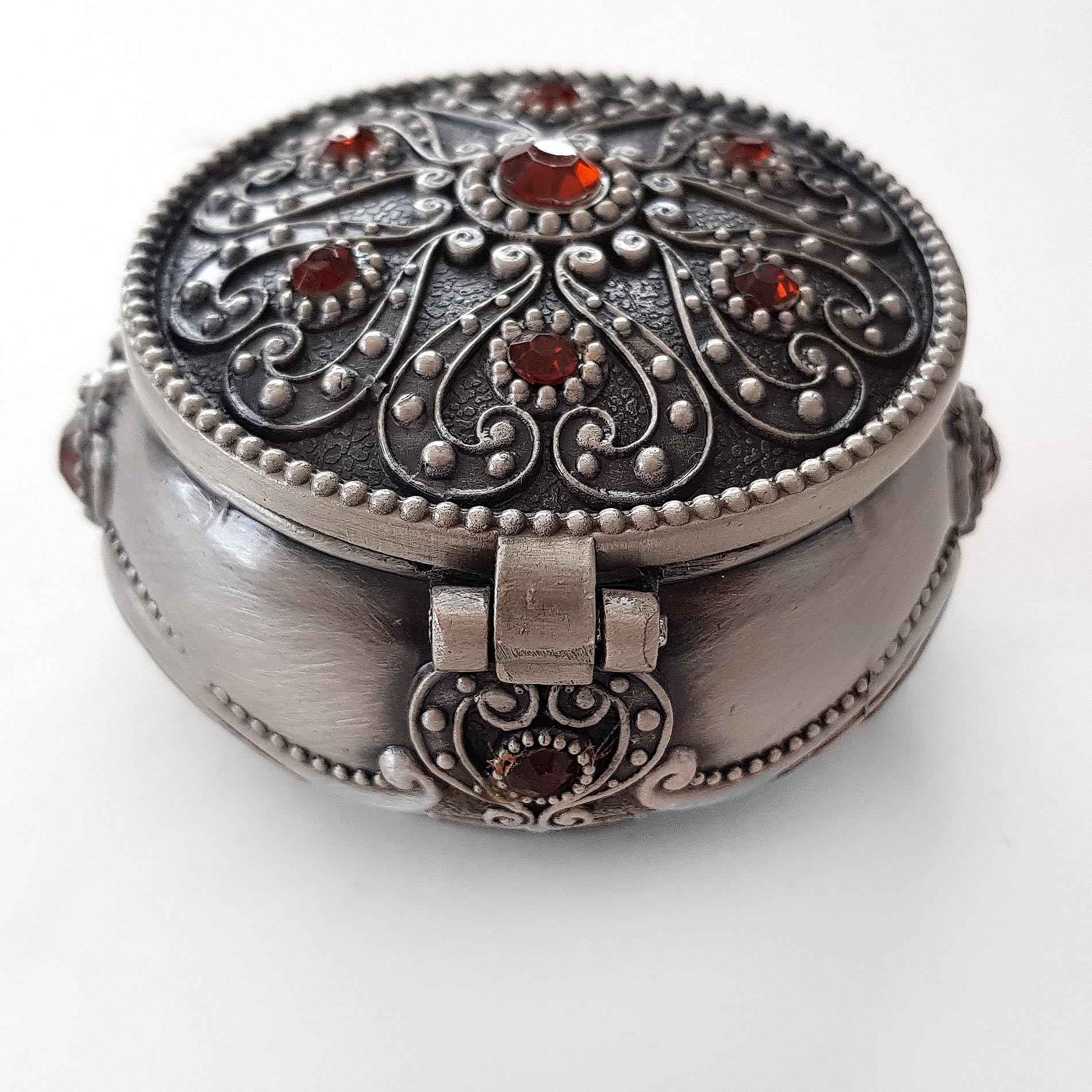 Price and Buy Metal Jewelry Box Vintage Design With Red Gem - Image 5