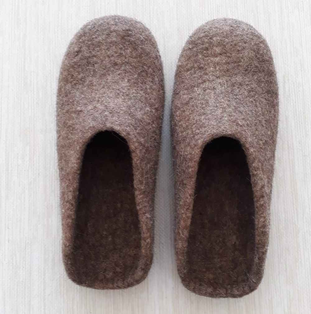 Price and Buy Natural Felt & Wool Slippers – Authentic Persian Craft - Image 4