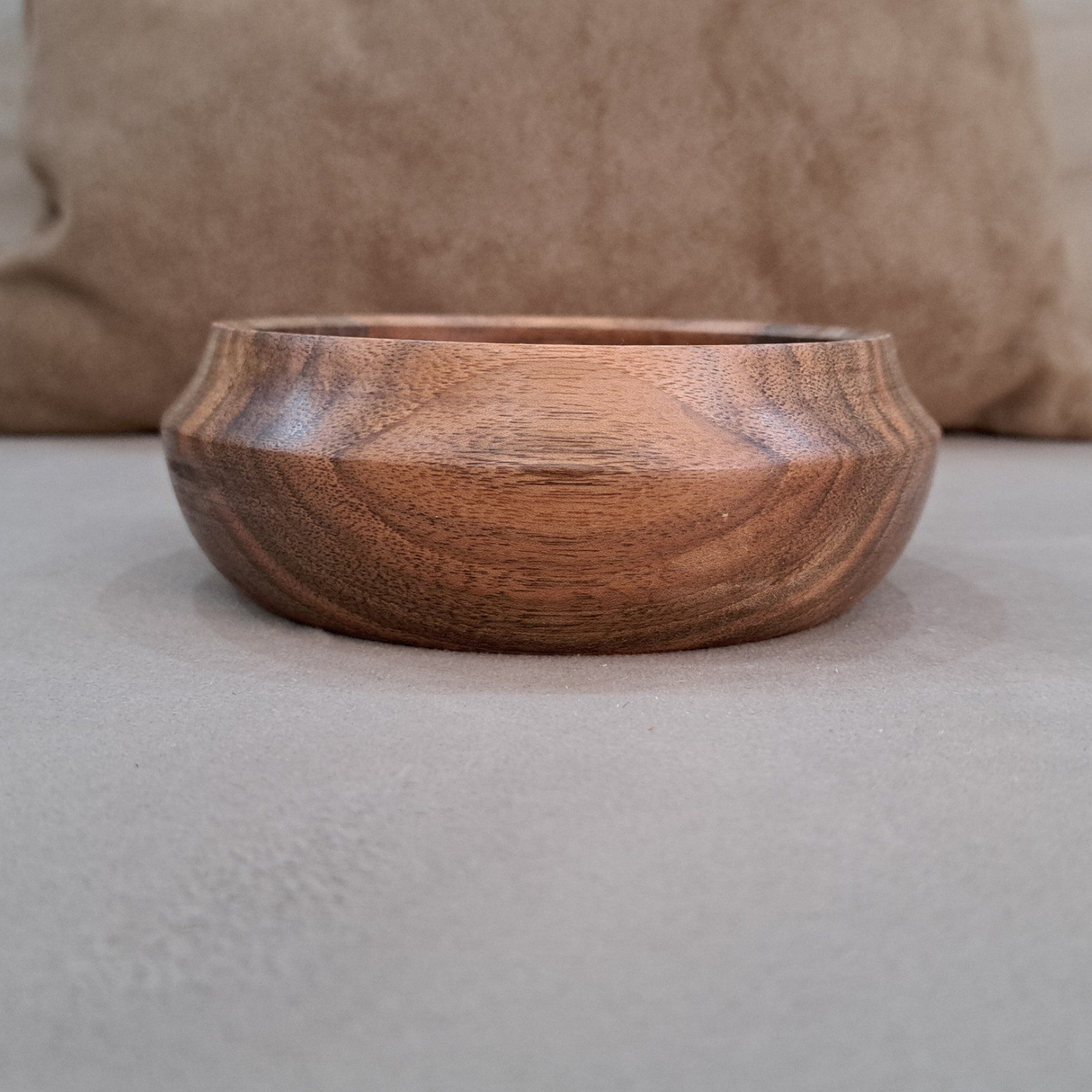 Price and Buy Natural Wooden Bowl Made of Walnut Wood for Home Decoration
