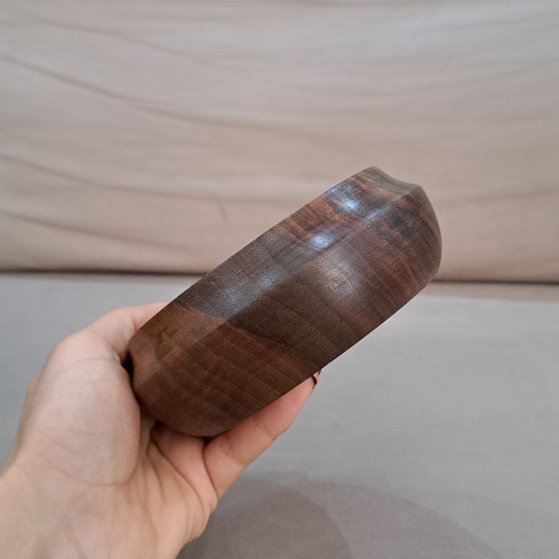 Price and Buy Natural Wooden Bowl Made of Walnut Wood for Home Decoration - Image 3