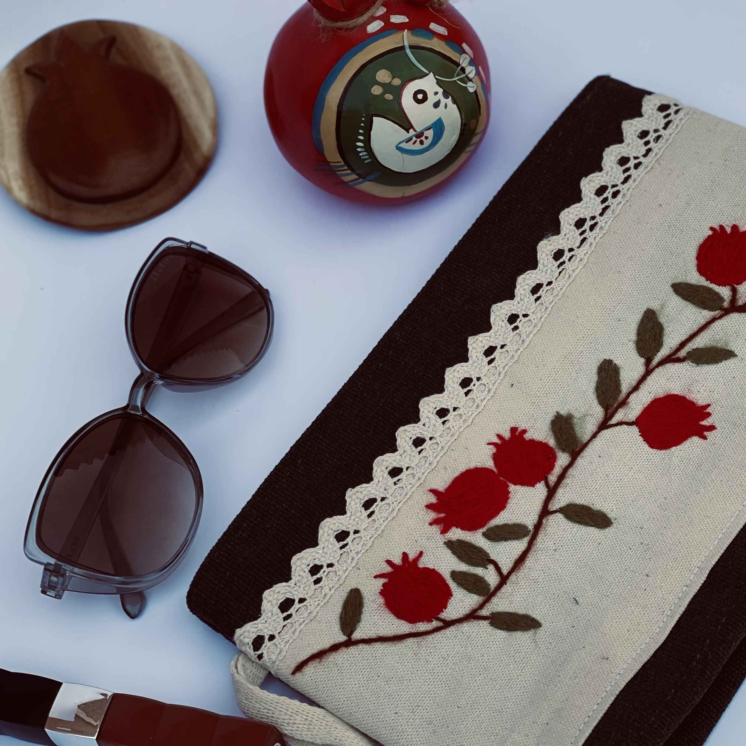 Price and Buy Persian Bukhara Embroidery Makeup Bag with Pomegranates Design - Image 6
