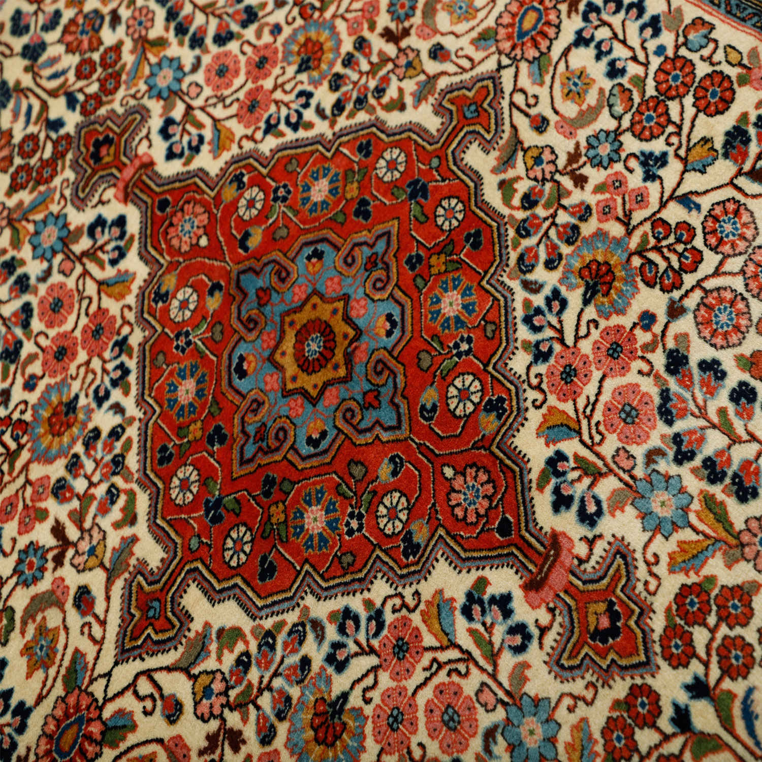 Price and Buy Persian Carpet with Wool Hand-Knotted Original in Malayer Floral Red - Image 7