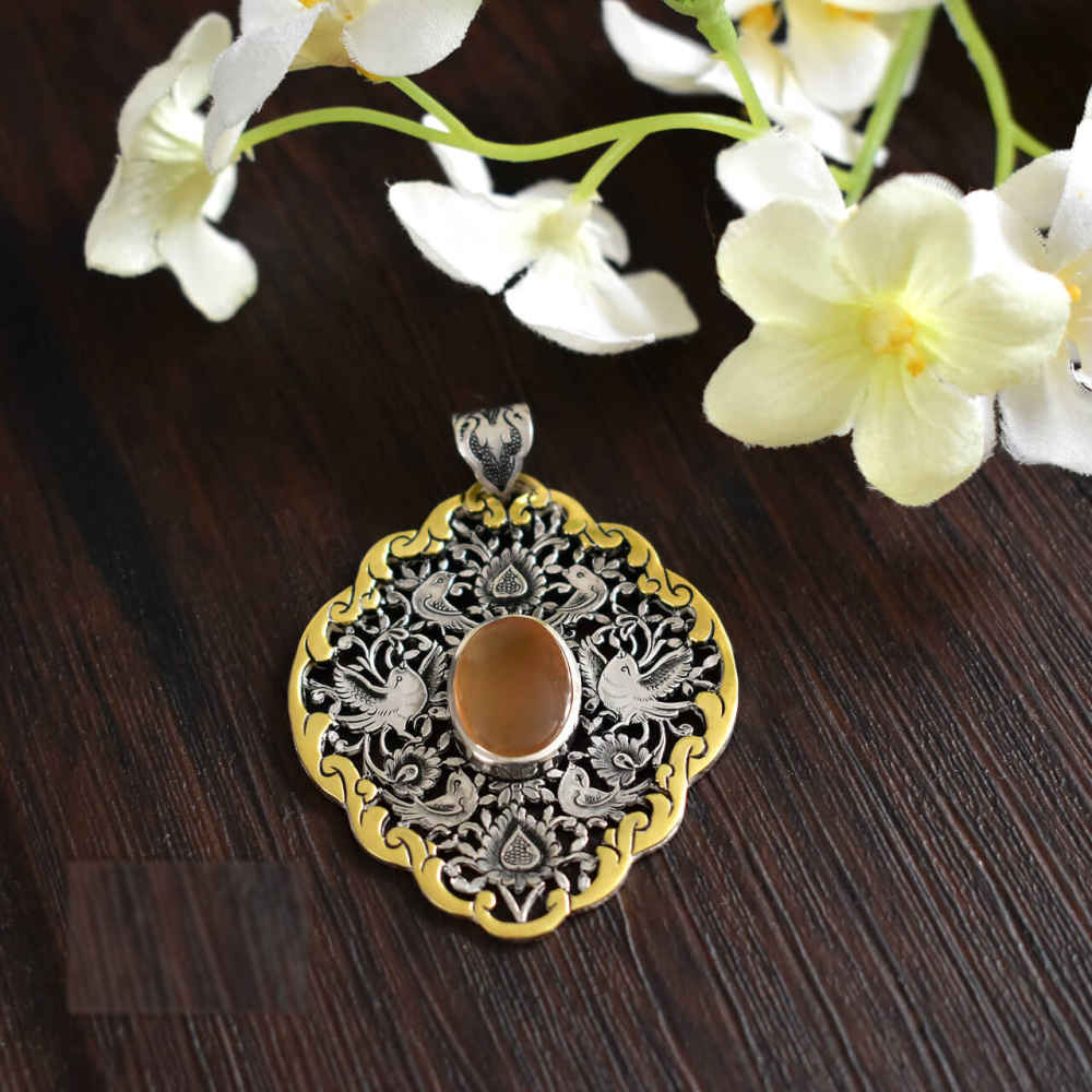 Price and Buy Persian Engraved Silver Pendant with Agate Gemstone - Image 3