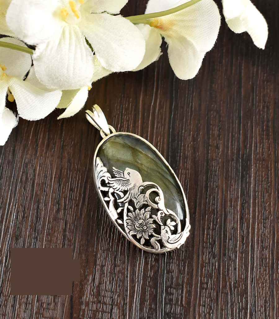 Price and Buy Persian Engraved Silver Pendant with Labradorite Gemstone - Image 3