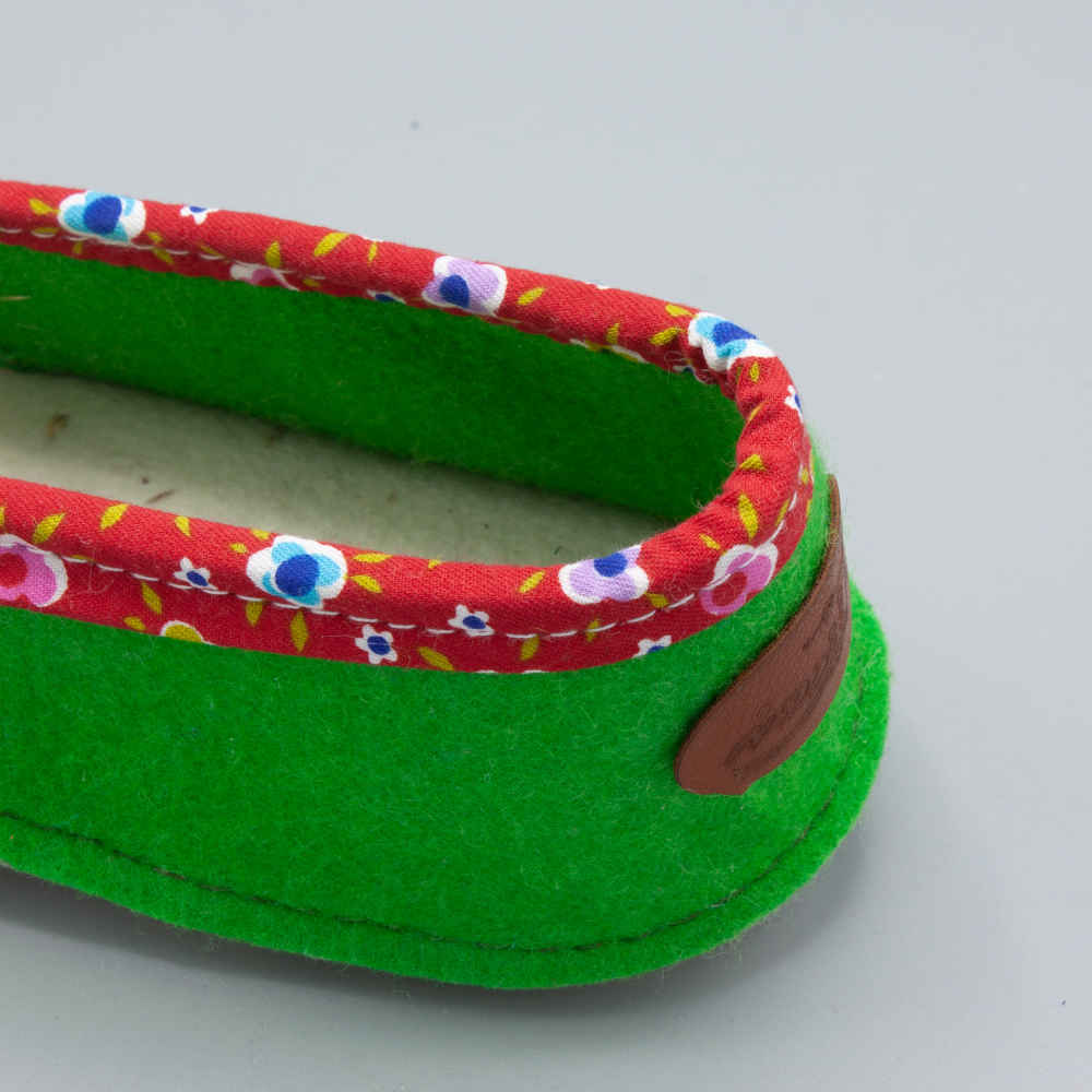 Price and Buy Persian Felt Slippers – Chic and Cozy - Image 4