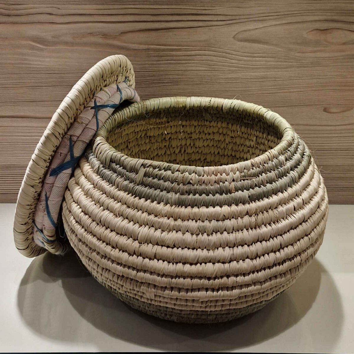 Price and Buy Persian Handwoven Palm Leaf Storage Basket with Round Lid - Image 4