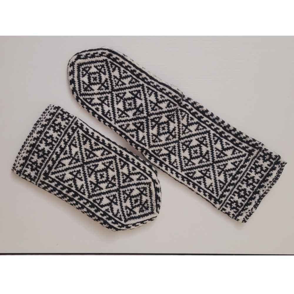 Price and Buy Persian Handwoven Socks for Men Knitted Nariman - Image 4
