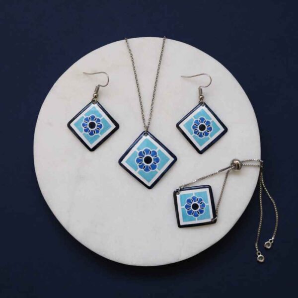 Price and Buy Persian Minakari Jewelry Set Model Hafez_68fbe7f9e98c4.jpeg Price and Buy Persian Minakari Jewelry Set Model Hafez