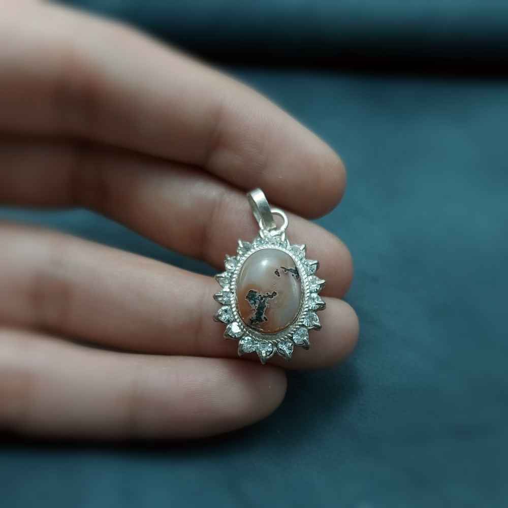 Price and Buy Persian Silver Pendant Classic Style with Yemeni Aqeeq Gemstone Panah - Image 3