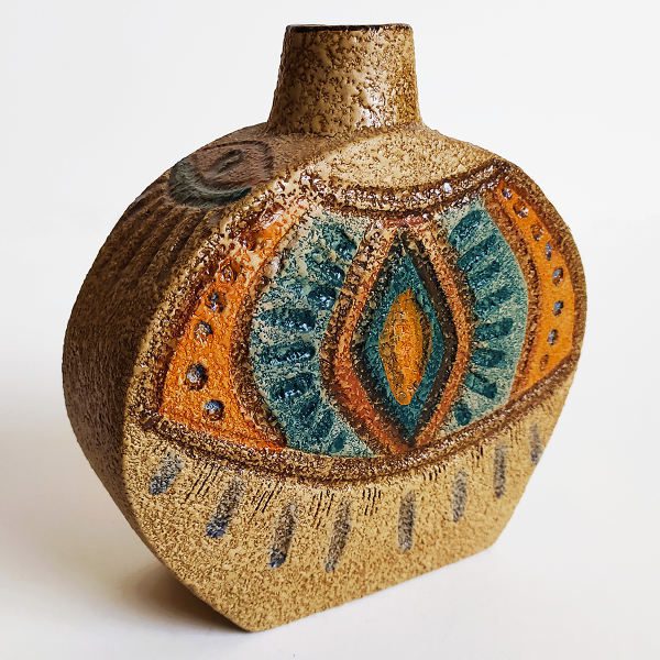 Price and Buy Persian Single Bud Pottery Vase with Hand-Painted Design Ideal for Fresh or Dried Flower_68f66d84cda04.jpeg Price and Buy Persian Single Bud Pottery Vase with Hand-Painted Design Ideal for Fresh or Dried Flower