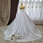 Price and Buy Persian Wedding Dress – Elegant and Modern Arabic Style for Every Bride - Image 5