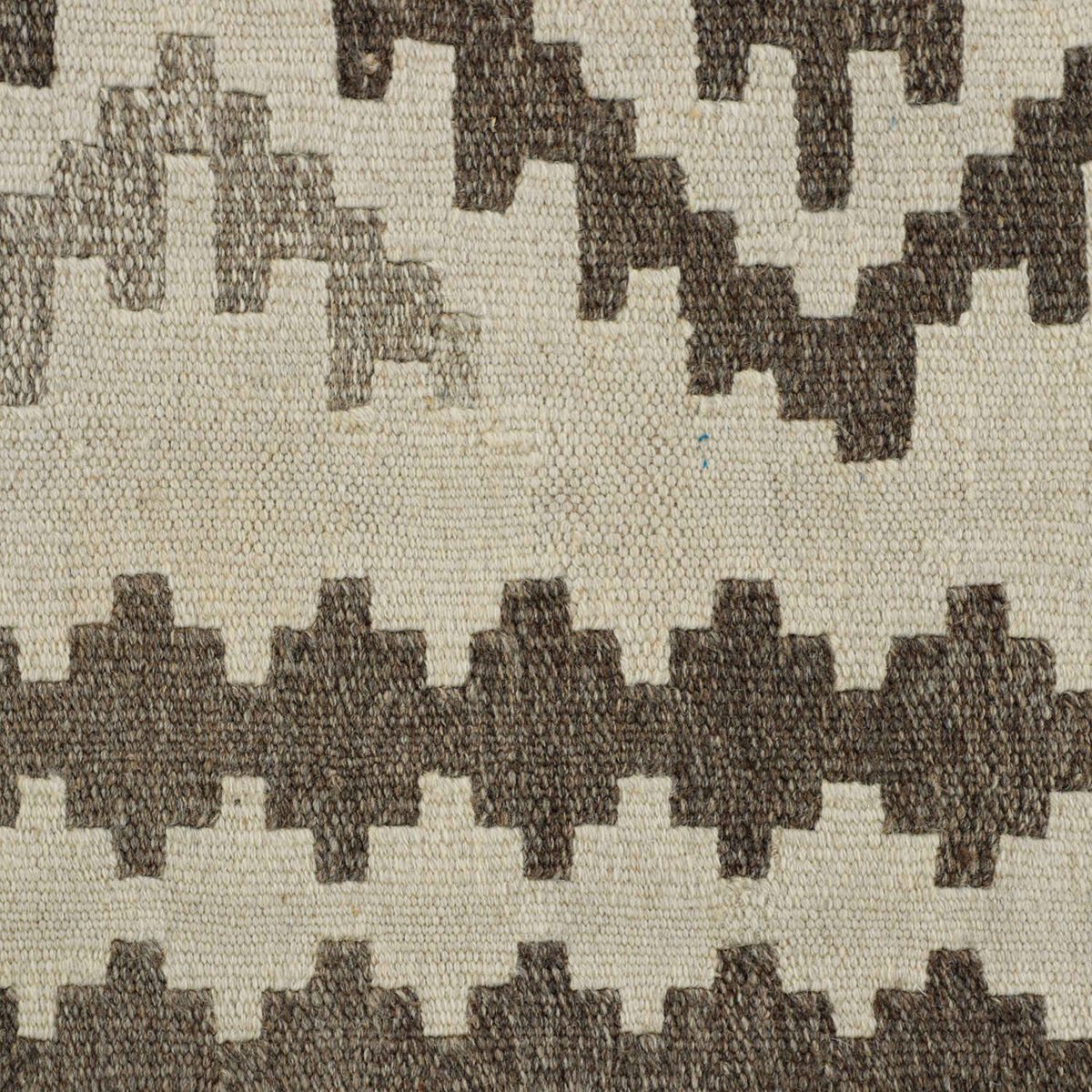 Price and Buy Persian Wool Kilim Rug Handwoven in Fars Qashqai Geometric - Image 4