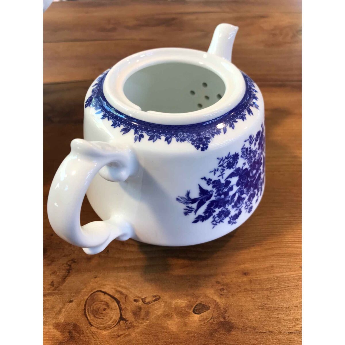 Price and Buy Porcelain Serving Teapot in White with Floral Motif Farimah - Image 4