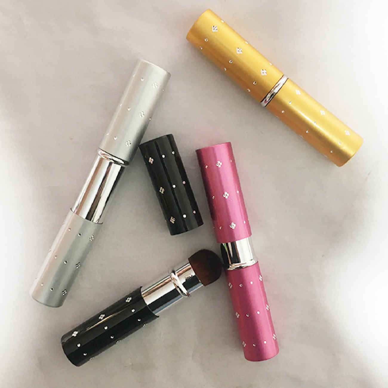 Price and Buy Portable Cosmetic Brush – Compact and Stylish for Flawless Makeup - Image 3