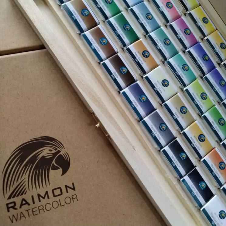 Price and Buy Raimon 45-Color Watercolor Set in Wooden Box - Image 3