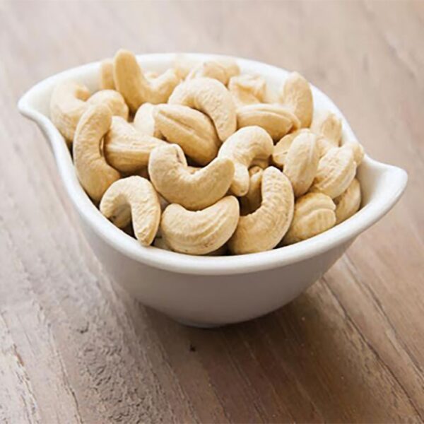 Price and Buy Raw Whole Cashews – 900 grams_68f5279636b40.jpeg Price and Buy Raw Whole Cashews – 900 grams