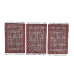 Price and Buy Set of 3 Polyester Fabric Under Plate Mats – Rug Style Model Arg