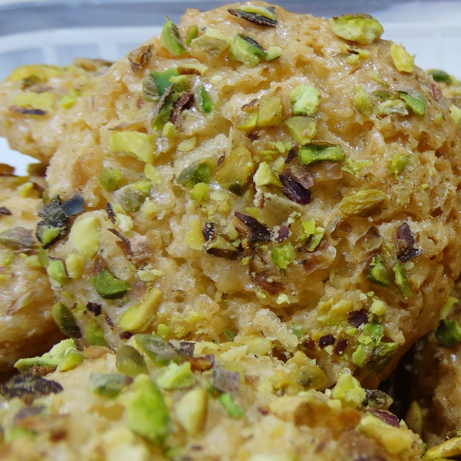 Price and Buy Shirini Nargili – Traditional Persian Pistachio-Coconut Cookies from Yazd 800g - Image 4