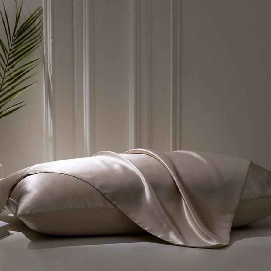 Price and Buy Silk Pillowcase – Standard Sized Model Melowlay (x3) - Image 4