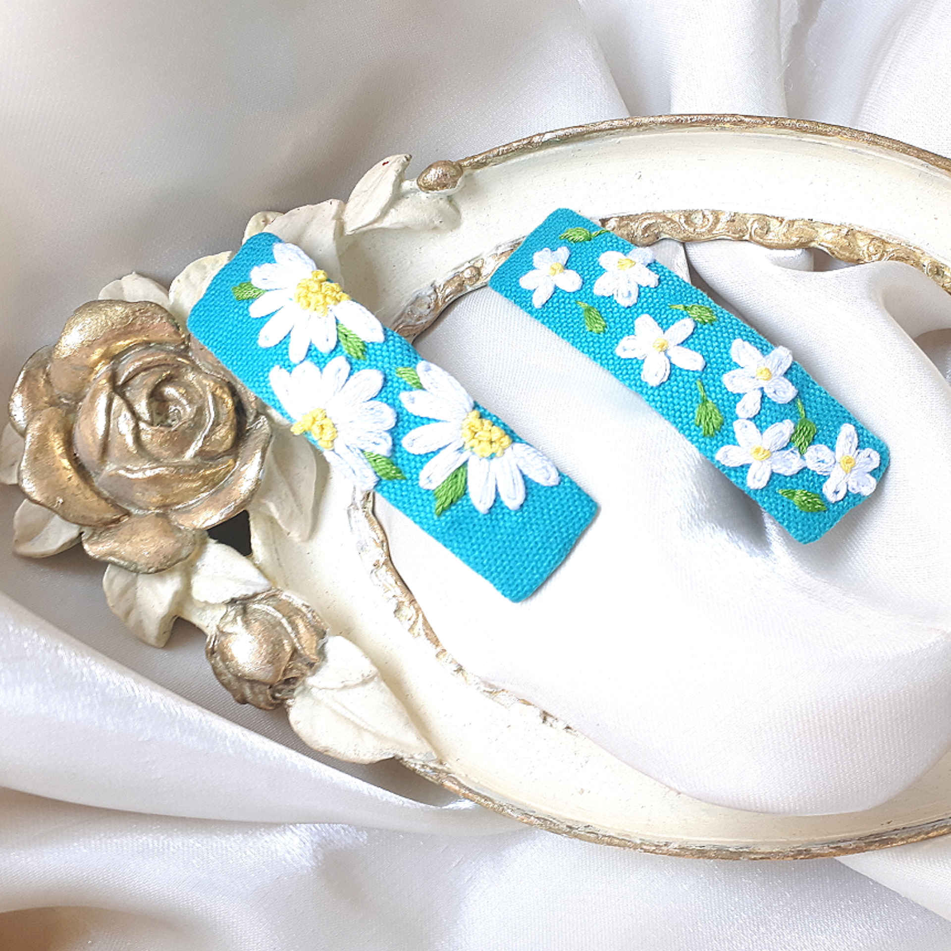 Price and Buy Snap Hair Clip Set Rectangular Shape with Chamomile Design - Image 3