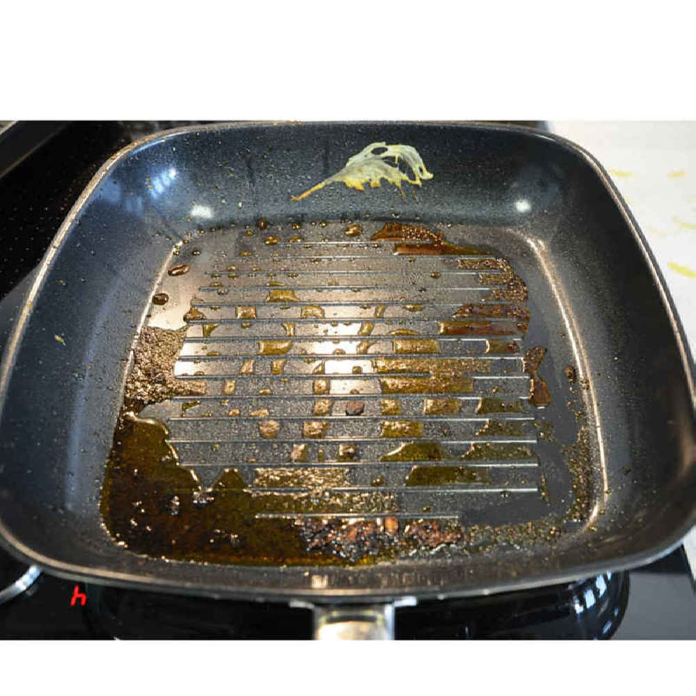 Price and Buy Steel Skillet Pan for Camping & Outdoor Cooking – 28 cm - Image 4