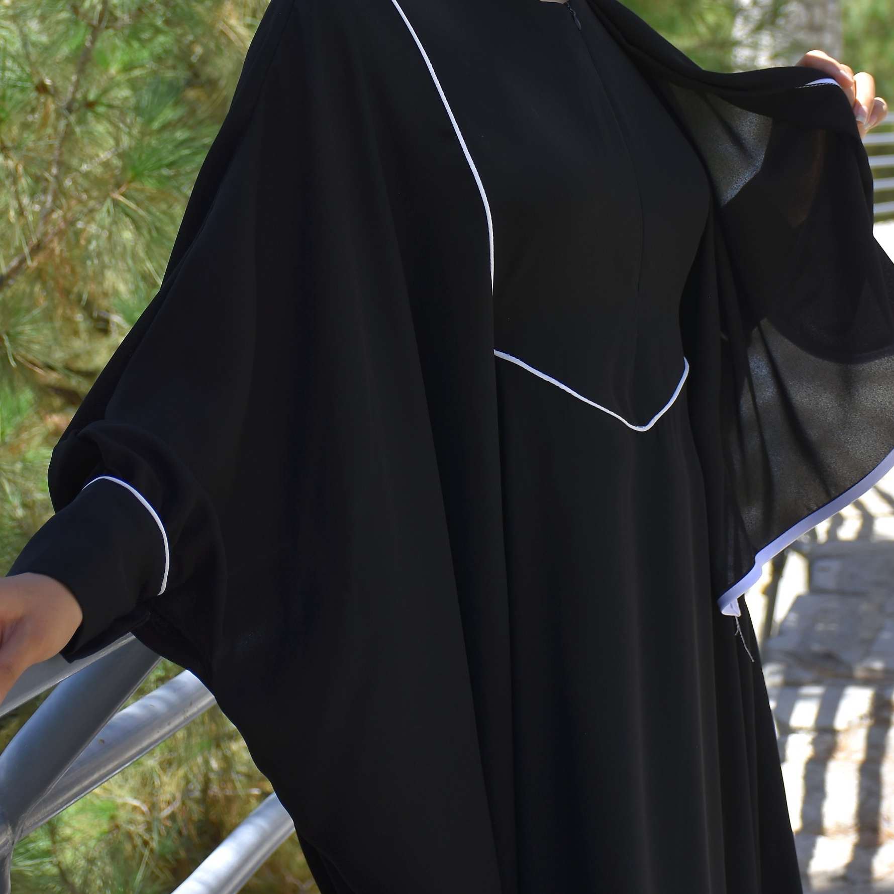 Price and Buy Stylish Loose Fit Abaya for Muslim Women with Black Crepe Fabric - Image 4