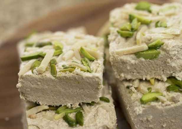 Price and Buy Tahini Halva with Pistachio – Oghab 400g (Pack of 3) - Image 4