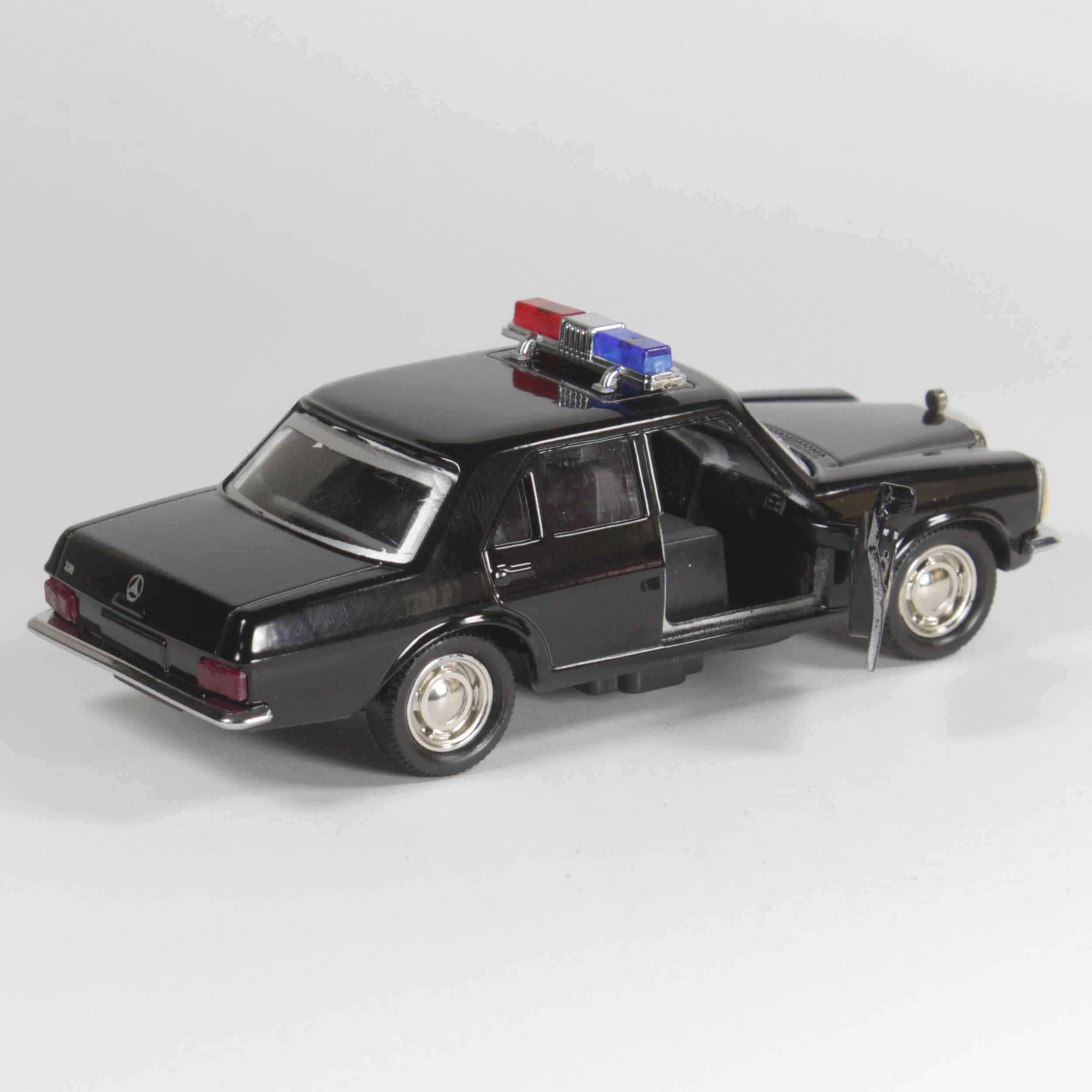 Price and Buy Tehran Police Toy Car – High-Quality DieCast Model with Realistic Features - Image 4
