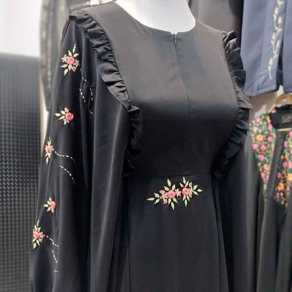 Price and Buy Traditional Abaya for Muslim Women Floral with Soft Crepe Fabric - Image 3