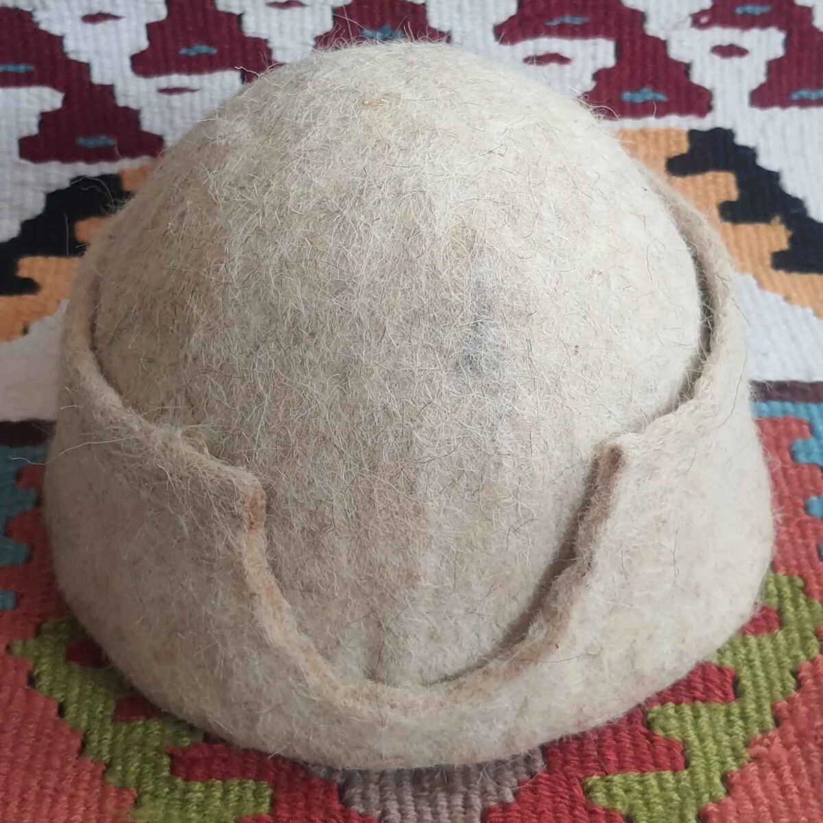 Price and Buy Traditional Persian Luri Ethnic Hat – Kolah Namadi 100% Wool - Image 3