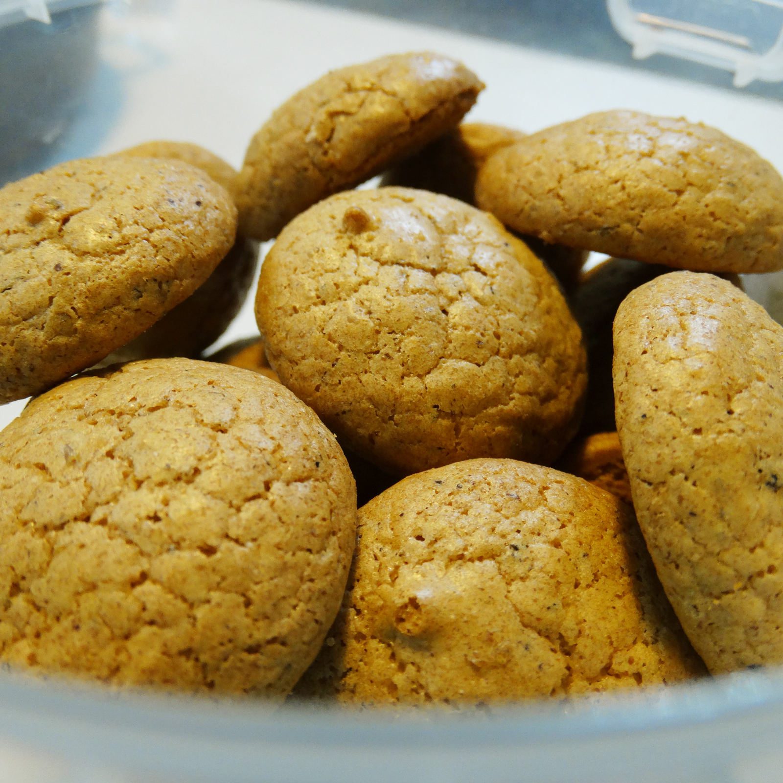 Price and Buy Traditional Persian Walnut Cookies from Qazvin 600 grams (2x) - Image 3