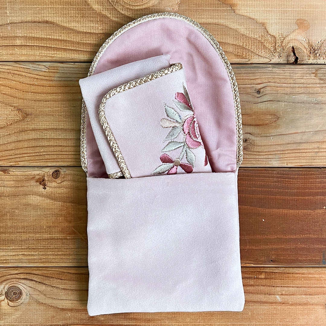 Price and Buy Travel Prayer Mat for Muslim Pocket Sized & Portable Sajada Flowers - Image 5