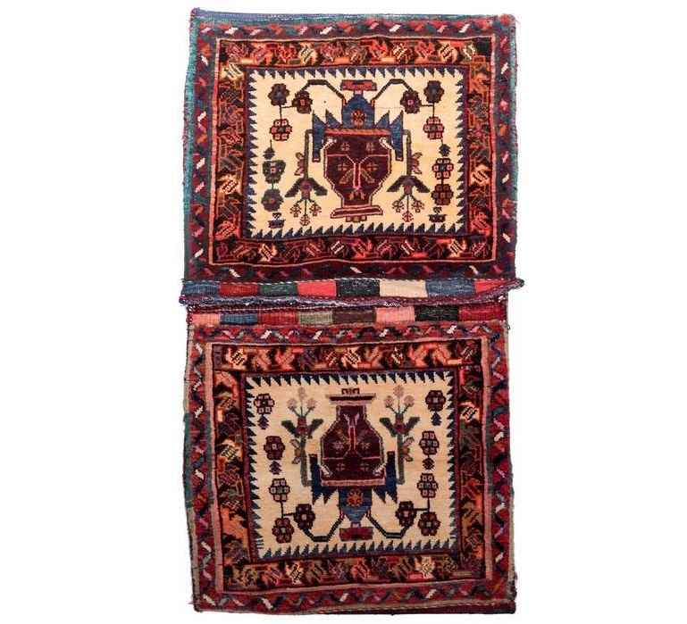 Price and Buy Vintage Persian Saddle Bag – Handwoven & Second-Hand Tōbrag 102265