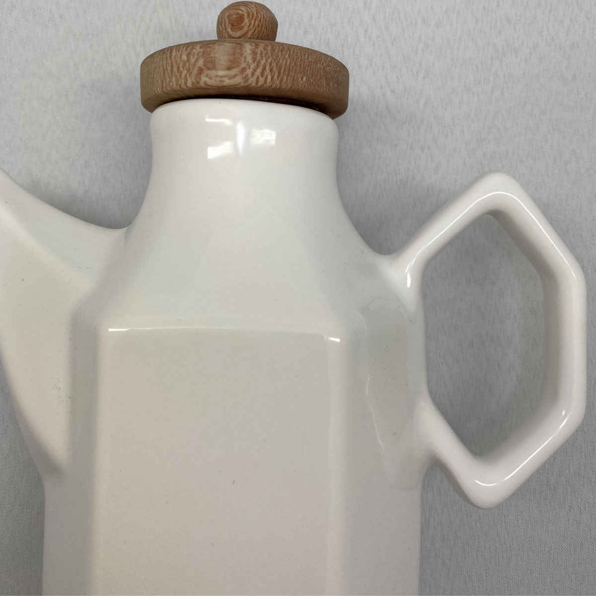 Price and Buy White Ceramic Oil Dispenser Bottle Dishwasher-Safe with Lid - Image 4