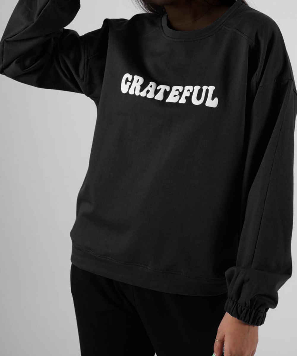 Price and Buy Woman’s Casual Crew Neck Sweatshirt Model Grateful - Image 3