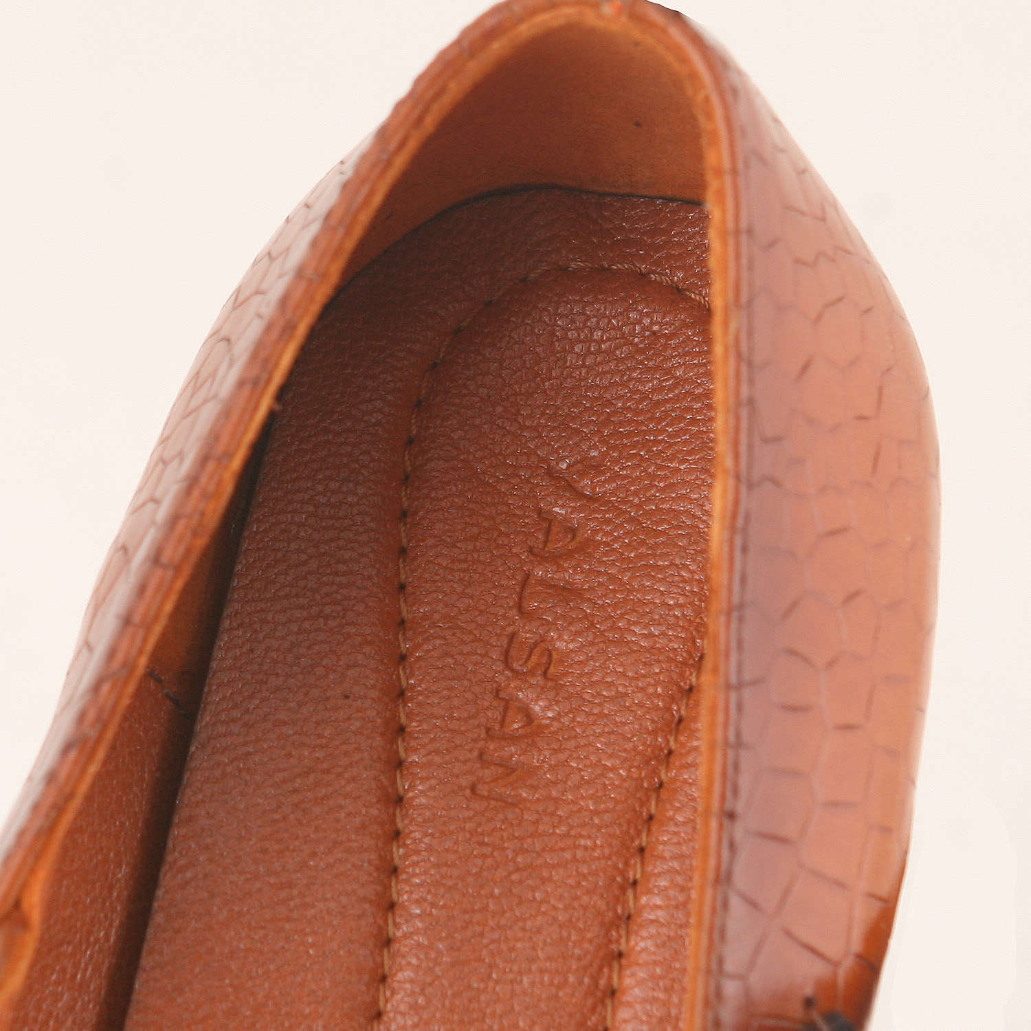 Price and Buy Women’s Natural Leather Pump Heels Shoes Model Oliva - Image 7