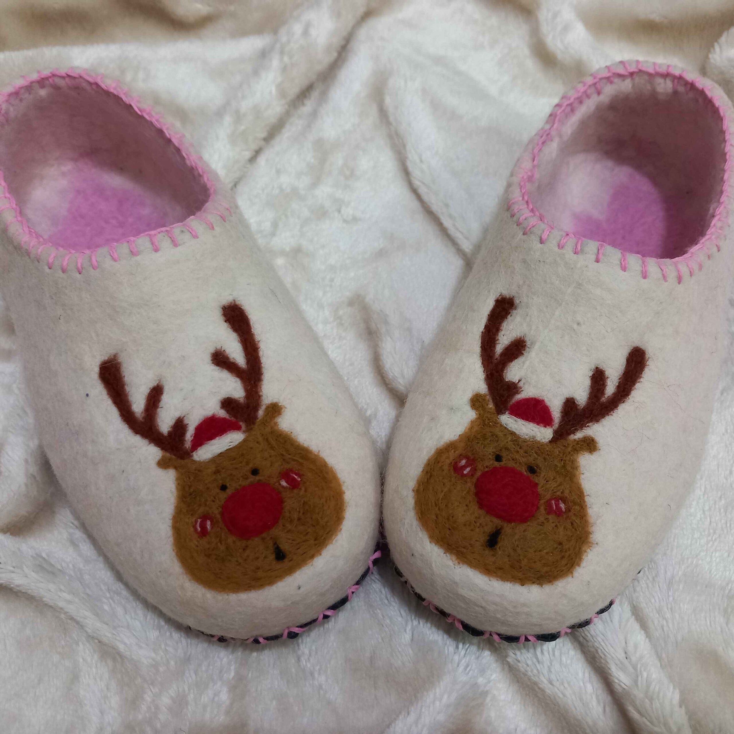 Price and Buy Wool Felt Slippers with Handcrafted Reindeer Pattern_690228fbe2737.jpeg Price and Buy Wool Felt Slippers with Handcrafted Reindeer Pattern - Image 1